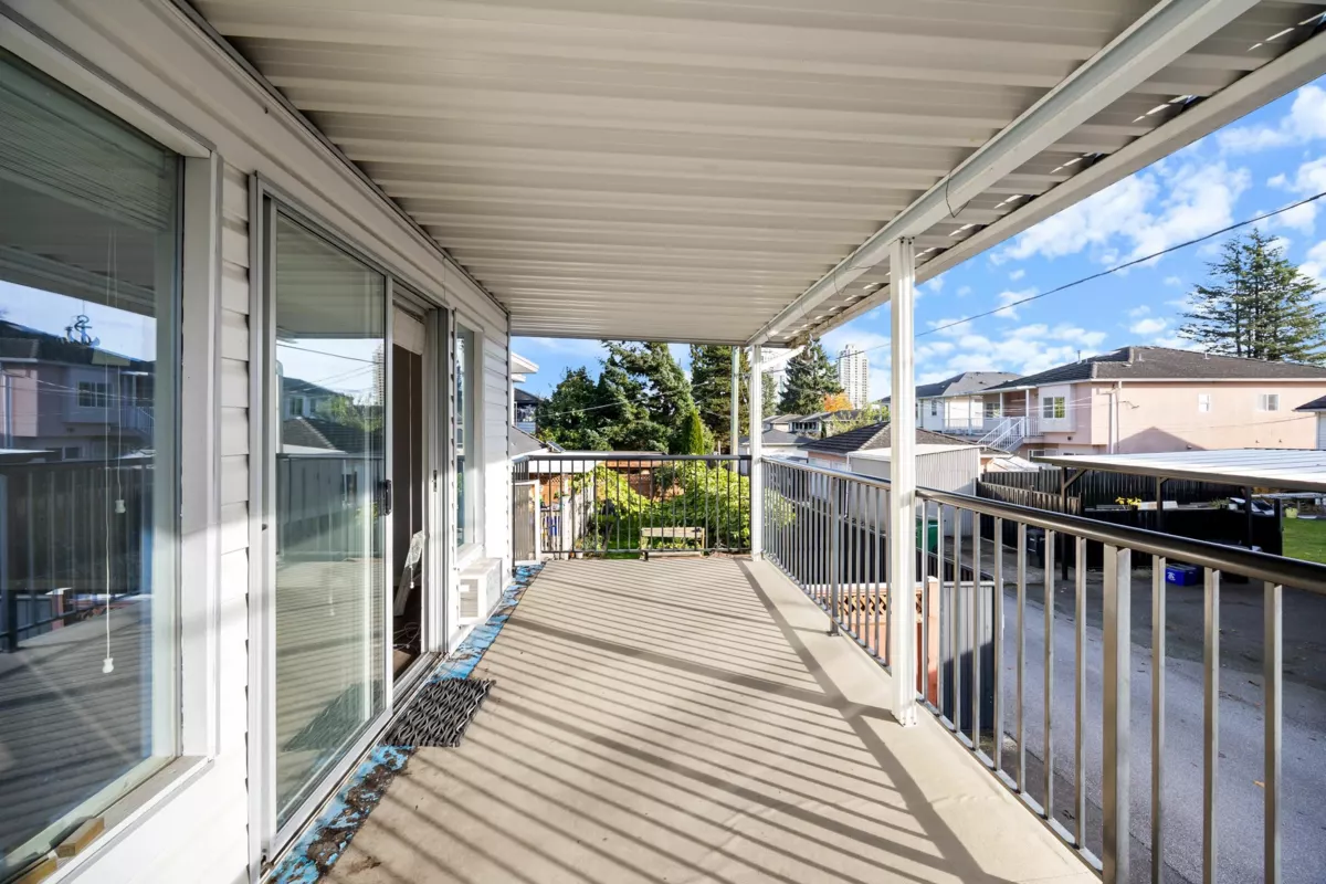 Basement Recreation Room Photo of 6732 Imperial Street, Burnaby, BC