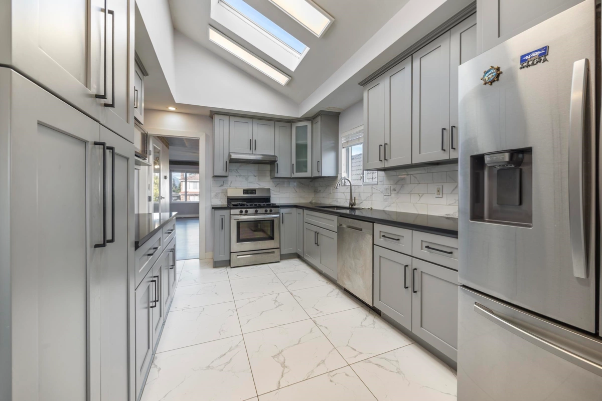 Walk-In Closet Photo of 6732 Imperial Street, Burnaby, BC