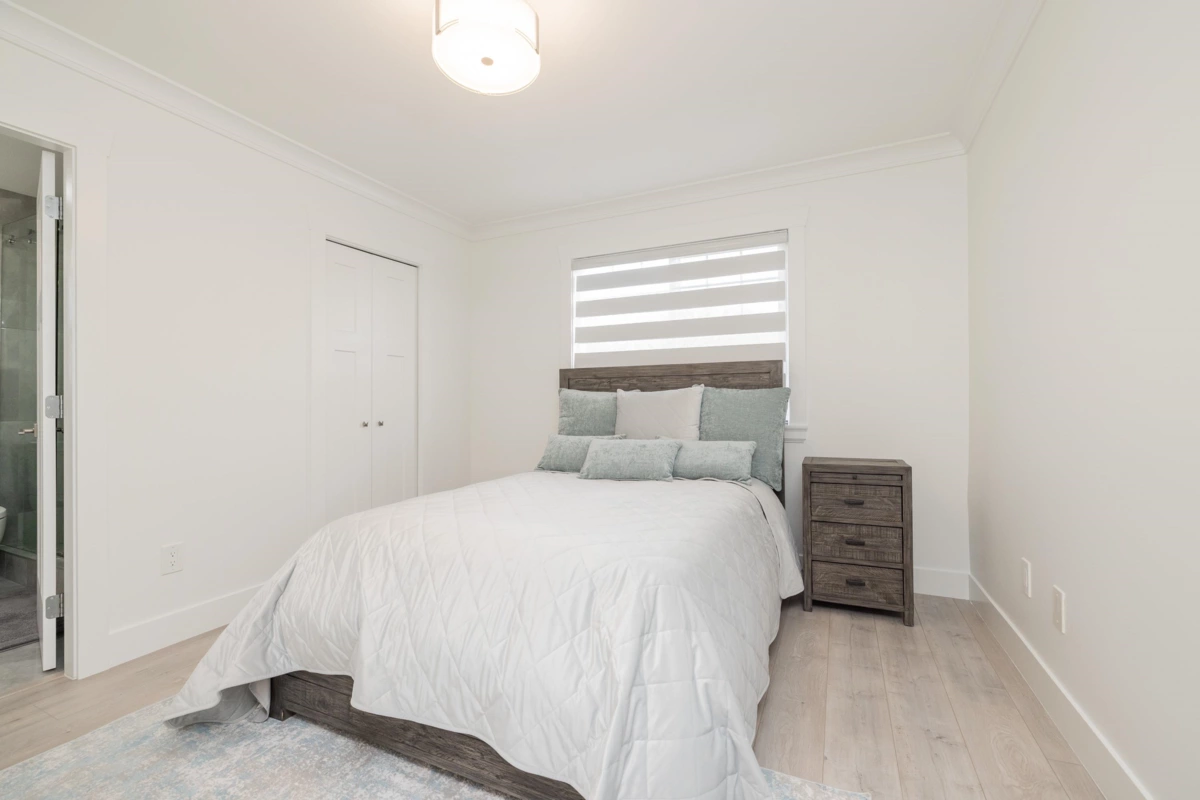 Garden / Landscaping Photo of 6477 189 Street, Surrey, BC