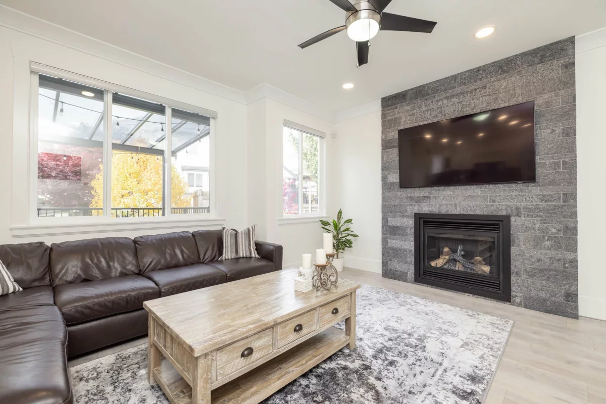 Office / Den Photo of 6477 189 Street, Surrey, BC