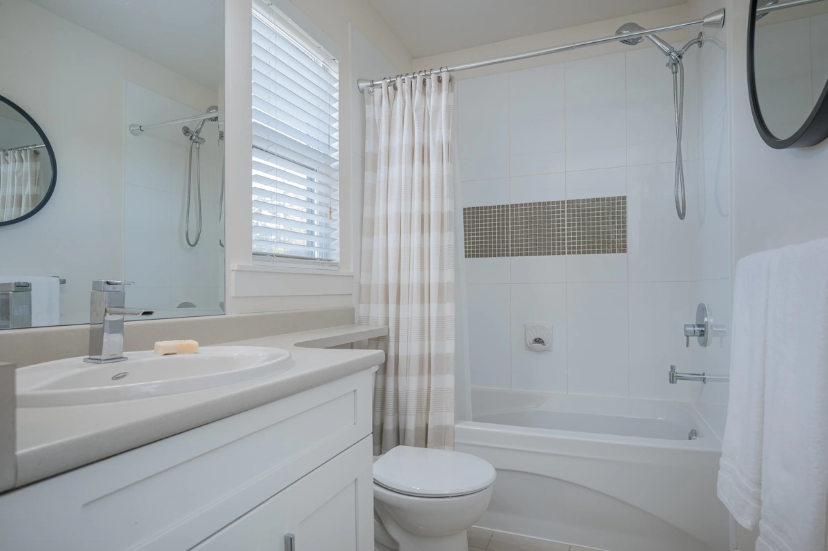 Hallway Photo of 9352 Singh Street, Langley, BC