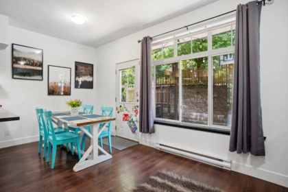Breakfast Nook Photo of 32 6299 144 Street, Surrey, BC