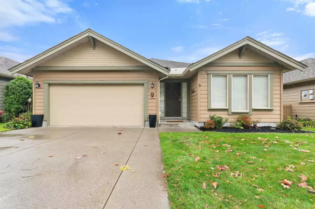 Exterior Rear Photo of 222 46000 Thomas Road, Chilliwack, BC