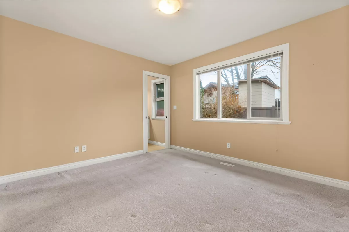 Outdoor Deck Photo of 222 46000 Thomas Road, Chilliwack, BC