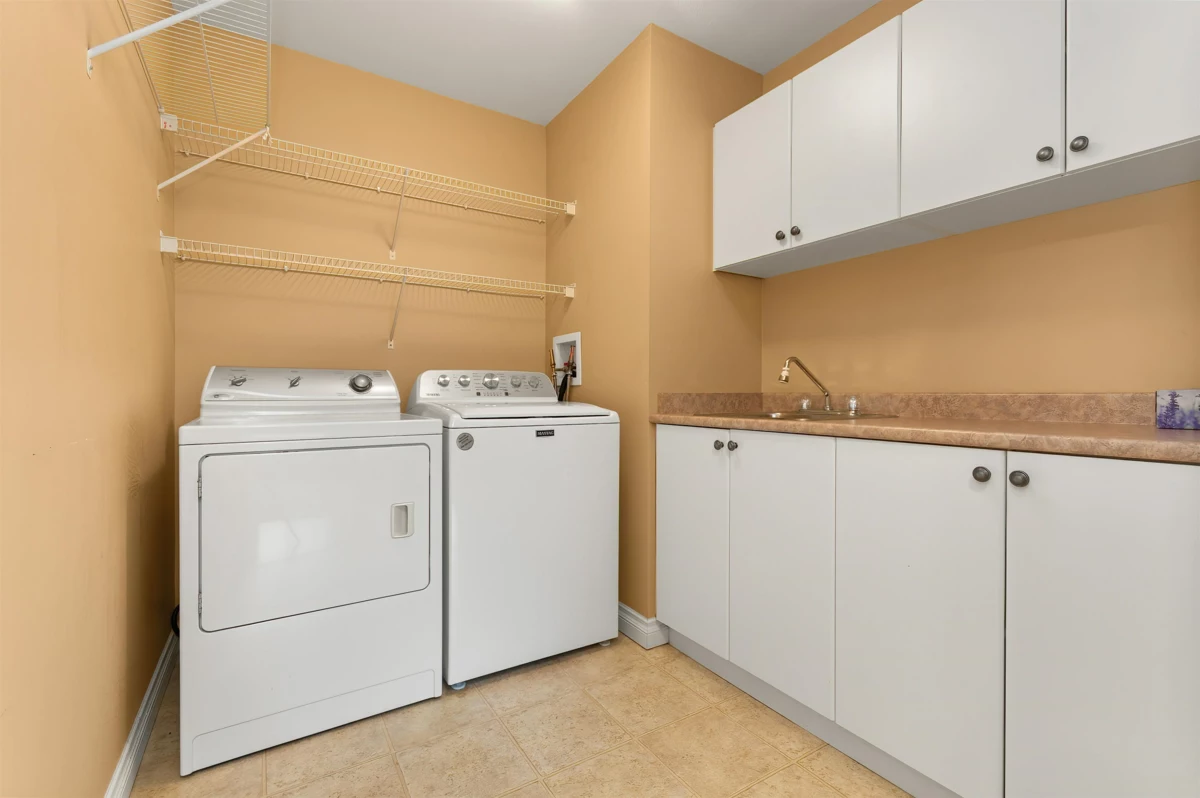 Outdoor Kitchen Photo of 222 46000 Thomas Road, Chilliwack, BC