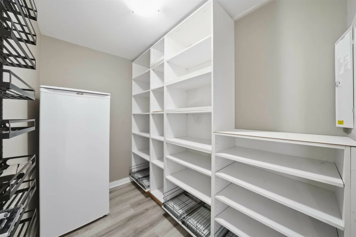 Breakfast Nook Photo of 1107 9266 University Crescent, Burnaby, BC