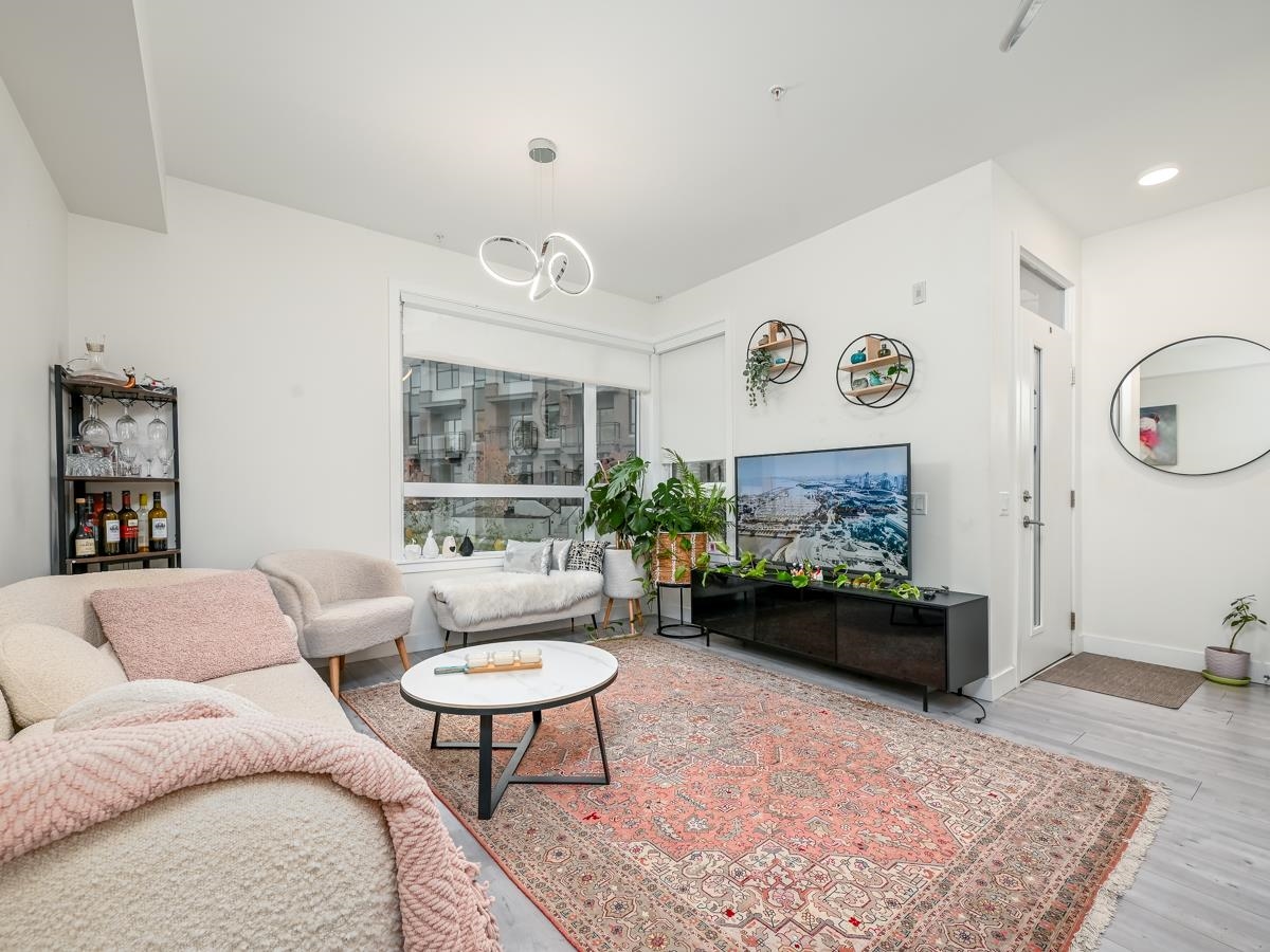 Kitchen Photo of 120 2035 Glenaire Drive, North Vancouver, BC