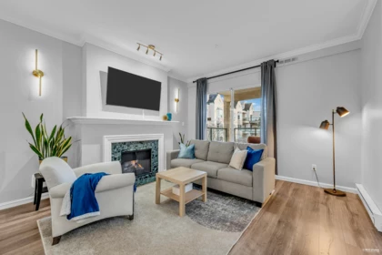 217 7633 St. Albans Road, Richmond, BC, Richmond — Apartment/Condo for sale