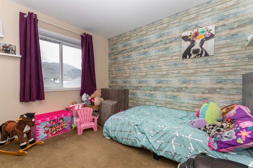 Hallway Photo of 7324 Prasmount Place, Agassiz, BC