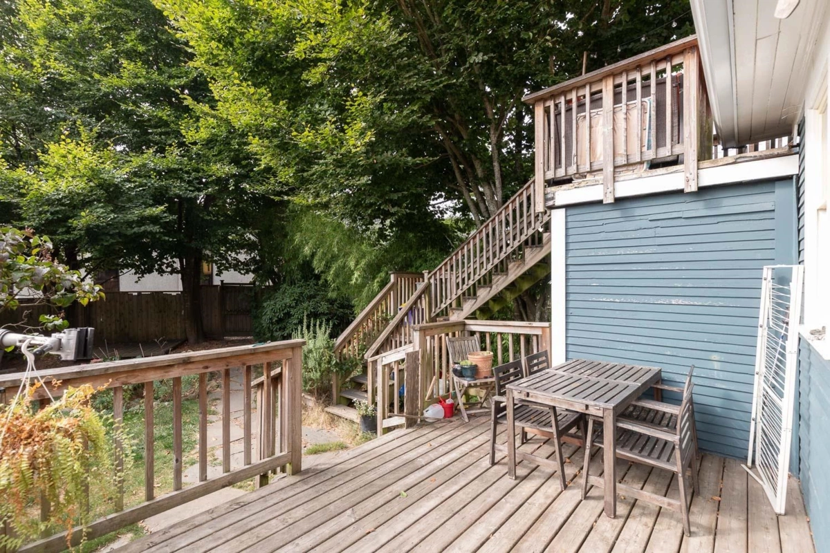 Mudroom Photo of 928 E 17th Avenue, Vancouver, BC