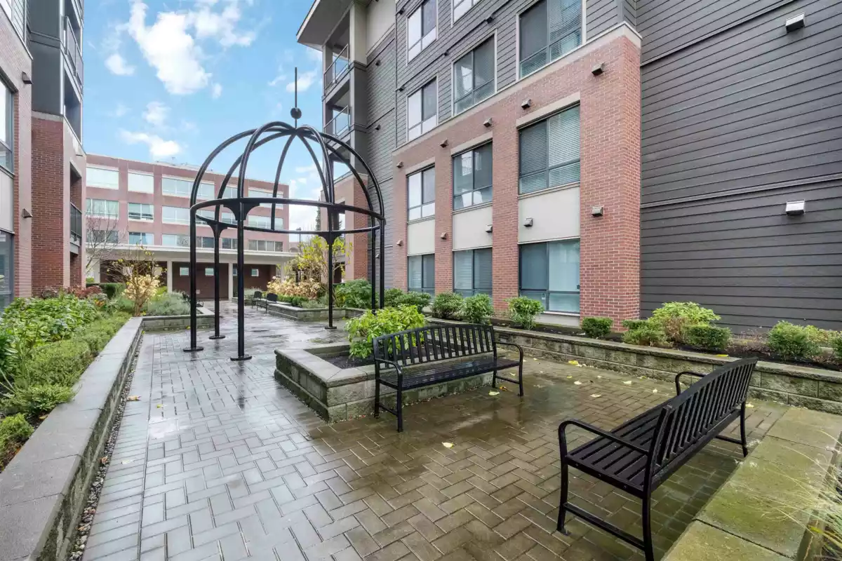 Aerial View of 401 33540 Mayfair Avenue, Abbotsford, BC