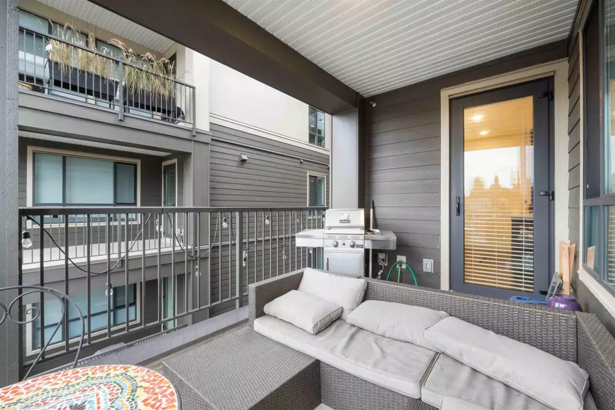 Hot Tub / Spa Photo of 401 33540 Mayfair Avenue, Abbotsford, BC