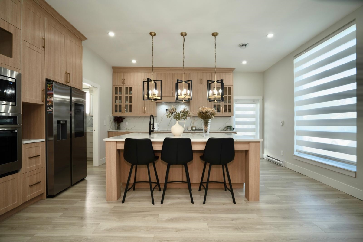 Breakfast Nook Photo of 12399 80a Avenue, Surrey, BC