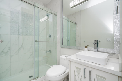 Mudroom Photo of 12399 80a Avenue, Surrey, BC