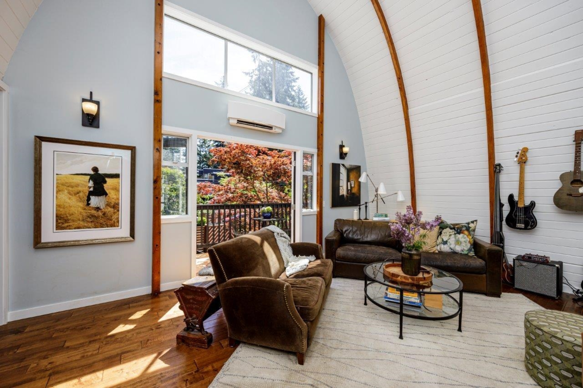 Family Room Photo of 1108 Lenora Road, Bowen Island, BC