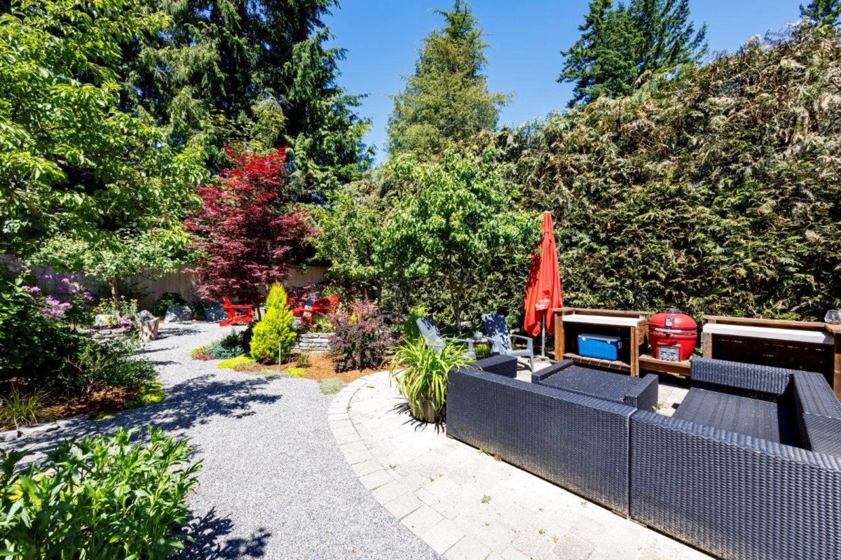 Hot Tub / Spa Photo of 1108 Lenora Road, Bowen Island, BC