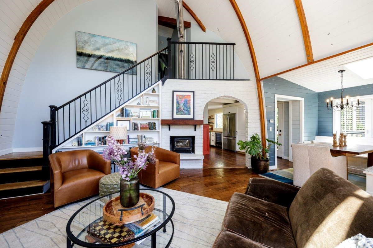 Pantry Photo of 1108 Lenora Road, Bowen Island, BC