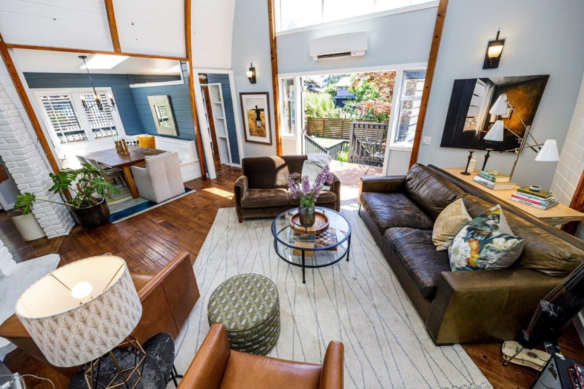 Primary Bathroom Photo of 1108 Lenora Road, Bowen Island, BC