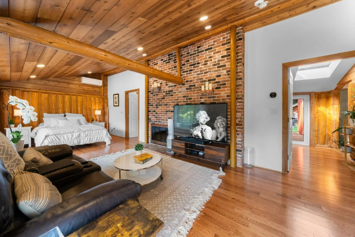 Bedroom 3 Photo of 2540 Boswell Avenue, North Vancouver, BC