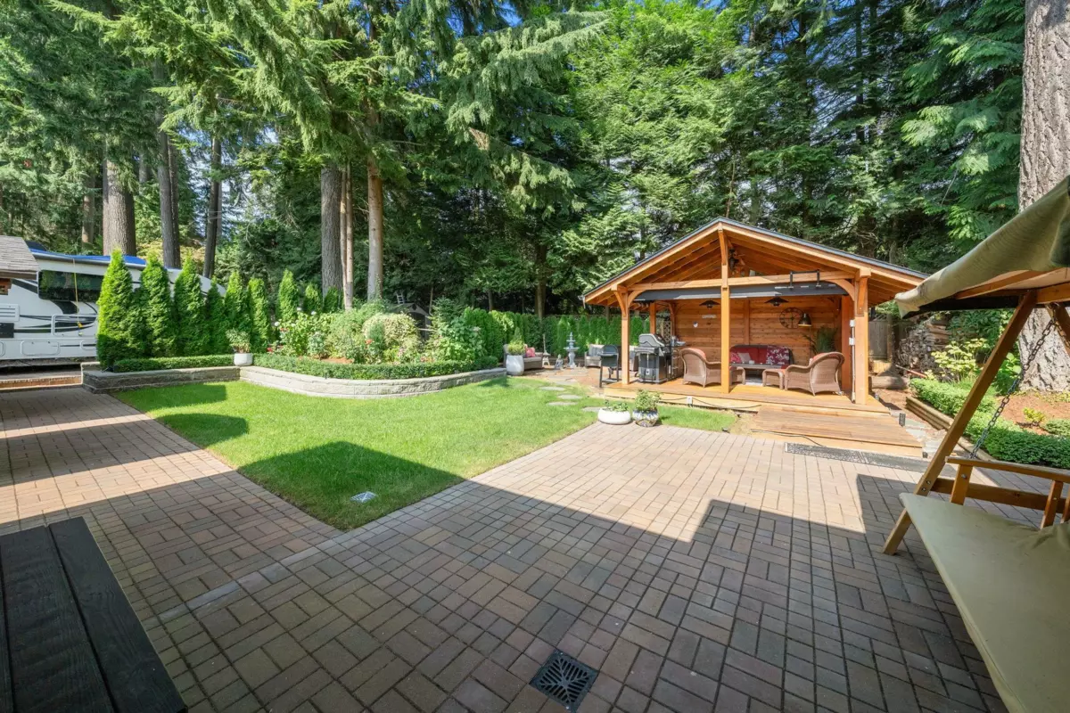 Outdoor Deck Photo of 2540 Boswell Avenue, North Vancouver, BC