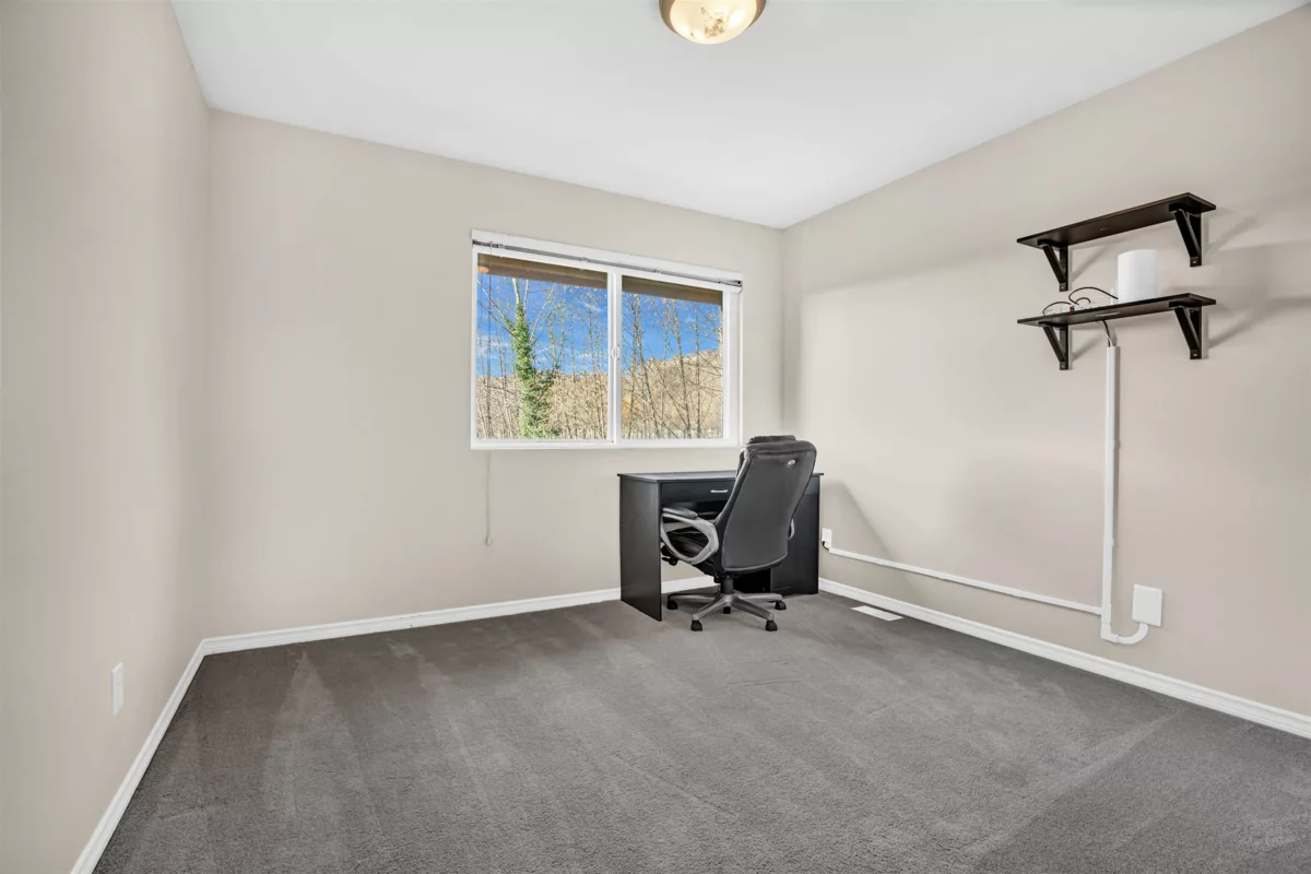Entry Foyer Photo of 10 2381 Argue Street, Port Coquitlam, BC