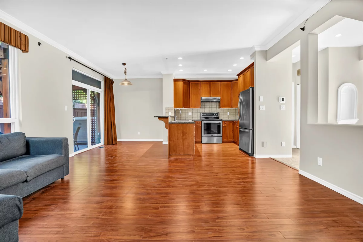 Walk-In Closet Photo of 10 2381 Argue Street, Port Coquitlam, BC