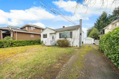 Outdoor Deck Photo of 1371 Duthie Avenue, Burnaby, BC