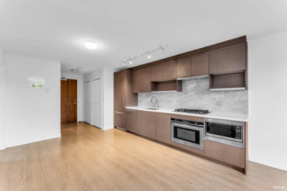 812 13750 100 Avenue, Surrey, BC, Surrey — Apartment/Condo for sale