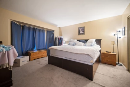 Powder Room Photo of 18592 62 Avenue, Surrey, BC
