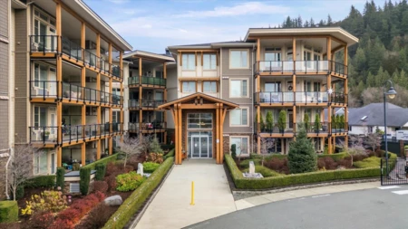 110 45746 Keith Wilson Road, Chilliwack, BC, Chilliwack — Apartment/Condo for sale