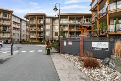 Hot Tub / Spa Photo of 110 45746 Keith Wilson Road, Chilliwack, BC