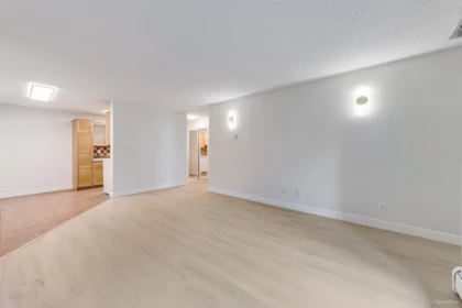 115 8591 Westminster Highway, Richmond, BC, Richmond — Apartment/Condo for sale