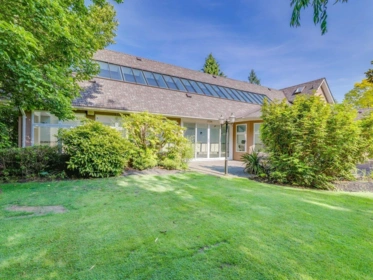 Garden / Landscaping Photo of 13315 25 Avenue, Surrey, BC
