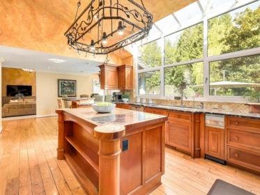 Office / Den Photo of 13315 25 Avenue, Surrey, BC