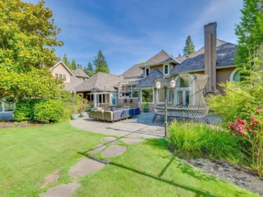 Outdoor Kitchen Photo of 13315 25 Avenue, Surrey, BC