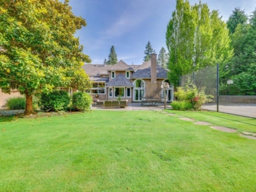 Swimming Pool Photo of 13315 25 Avenue, Surrey, BC