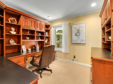 Walk-In Closet Photo of 13315 25 Avenue, Surrey, BC