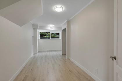 Basement Recreation Room Photo of 732 E 29th Street, North Vancouver, BC