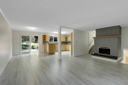 Kitchen Photo of 732 E 29th Street, North Vancouver, BC