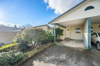 Fitness Center Photo Near 2 11464 Fisher Street, Maple Ridge, BC