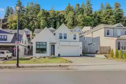 33967 Barker Court, Mission, BC, Mission BC — 5 bed single family residence for sale