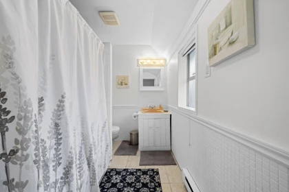 Guest Bathroom Photo of 545 Skeena Street, Vancouver, BC