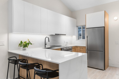 408 1363 Clyde Avenue, West Vancouver, BC
