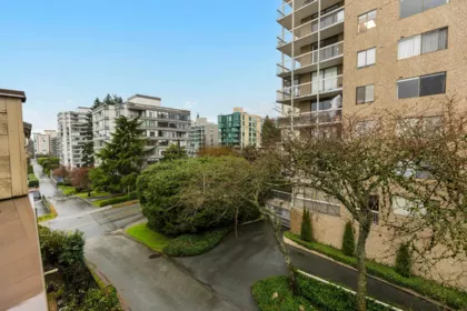 Office / Den Photo of 408 1363 Clyde Avenue, West Vancouver, BC