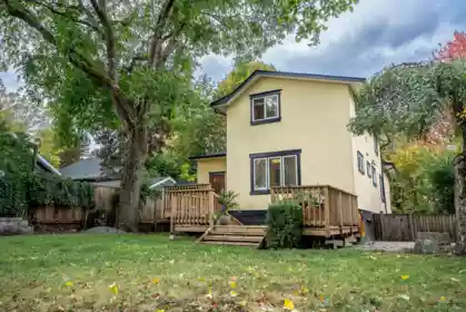 Street View Photo of 124 Sixth Avenue, New Westminster, BC