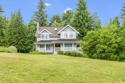 33845 Richards Avenue, Mission, BC, Mission BC — 4 bed single family residence for sale