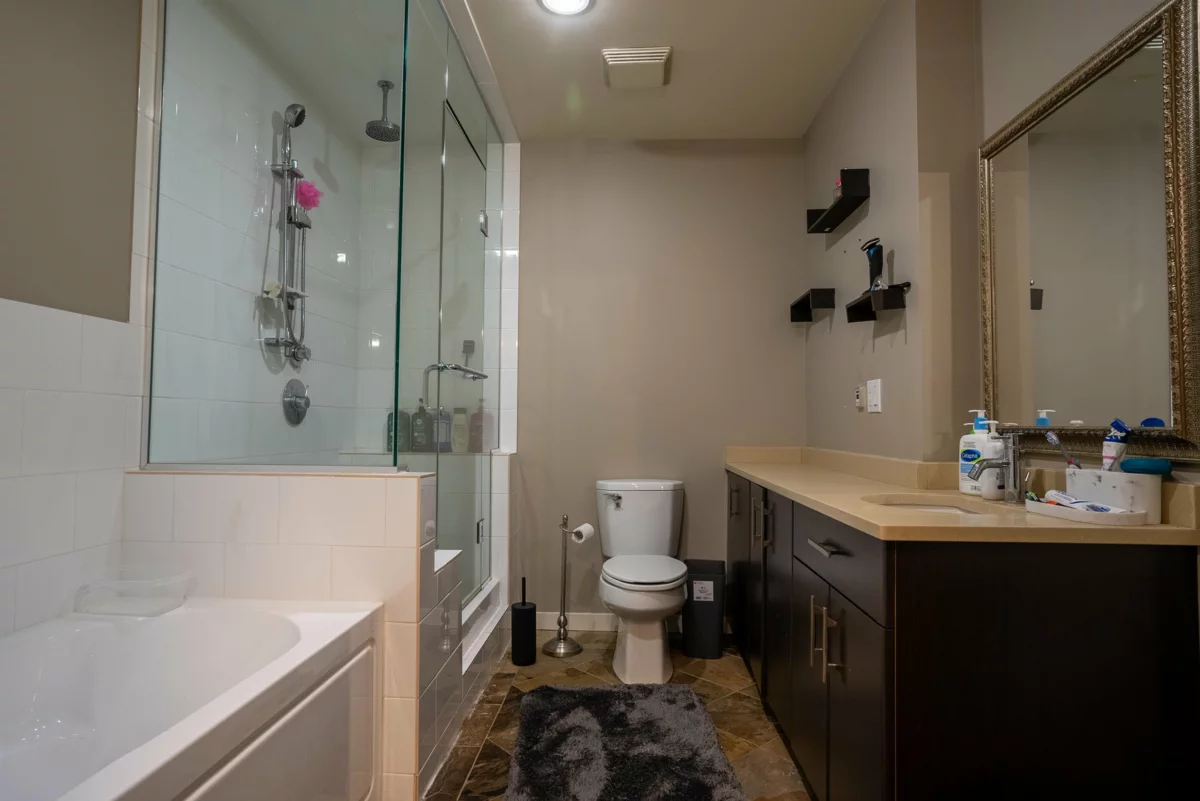 Loft / Bonus Room Photo of 305 1220 E Pender Street, Vancouver, BC