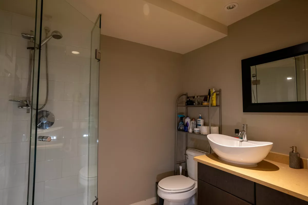 Mudroom Photo of 305 1220 E Pender Street, Vancouver, BC