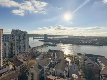 2004 1 Renaissance Square, New Westminster, BC