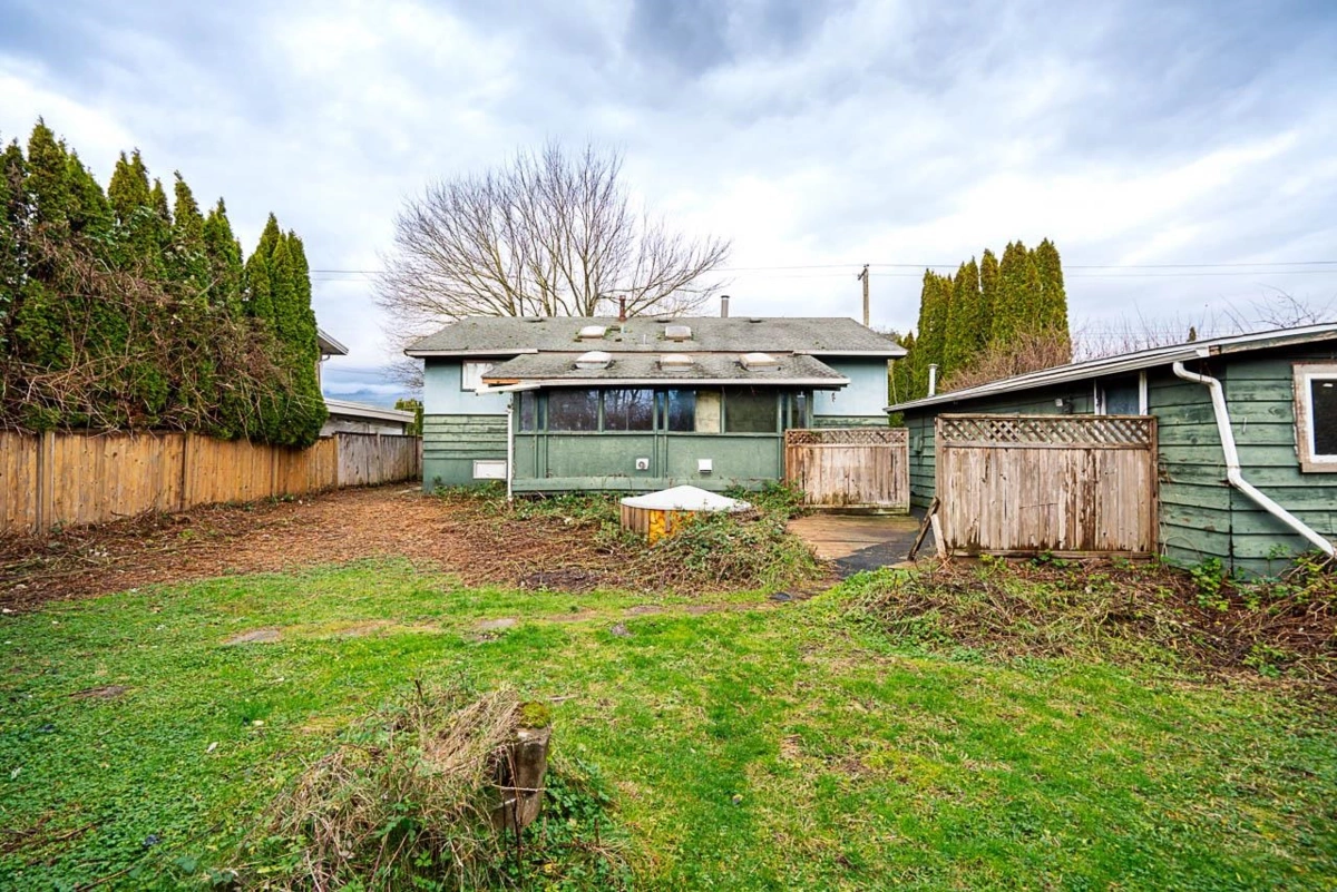 Neighborhood Park Photo Near 46782 First Avenue, Chilliwack, BC